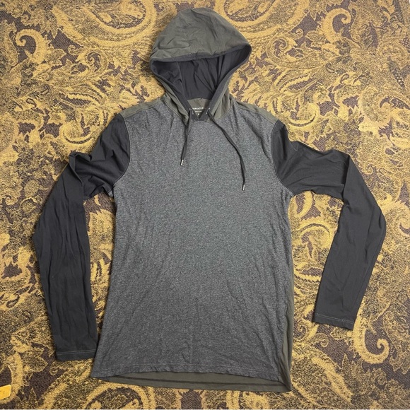 John Varvatos USA Hoodie Mens S Gray Black Pullover‎ Long Sleeve Lightweight - Picture 1 of 7
